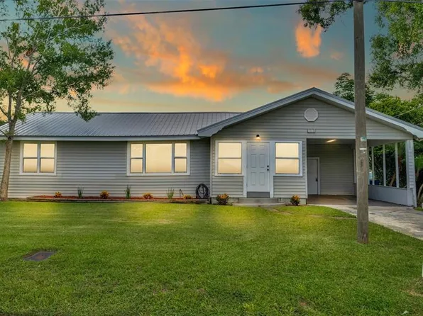 1111 NE 6th St, Mulberry, FL 33860