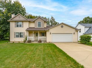 188 Apple Blossom Ln, Battle Creek, MI