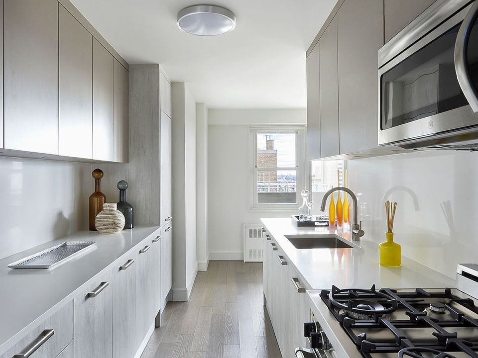 1st image of 100 W 93rd St APT 29G