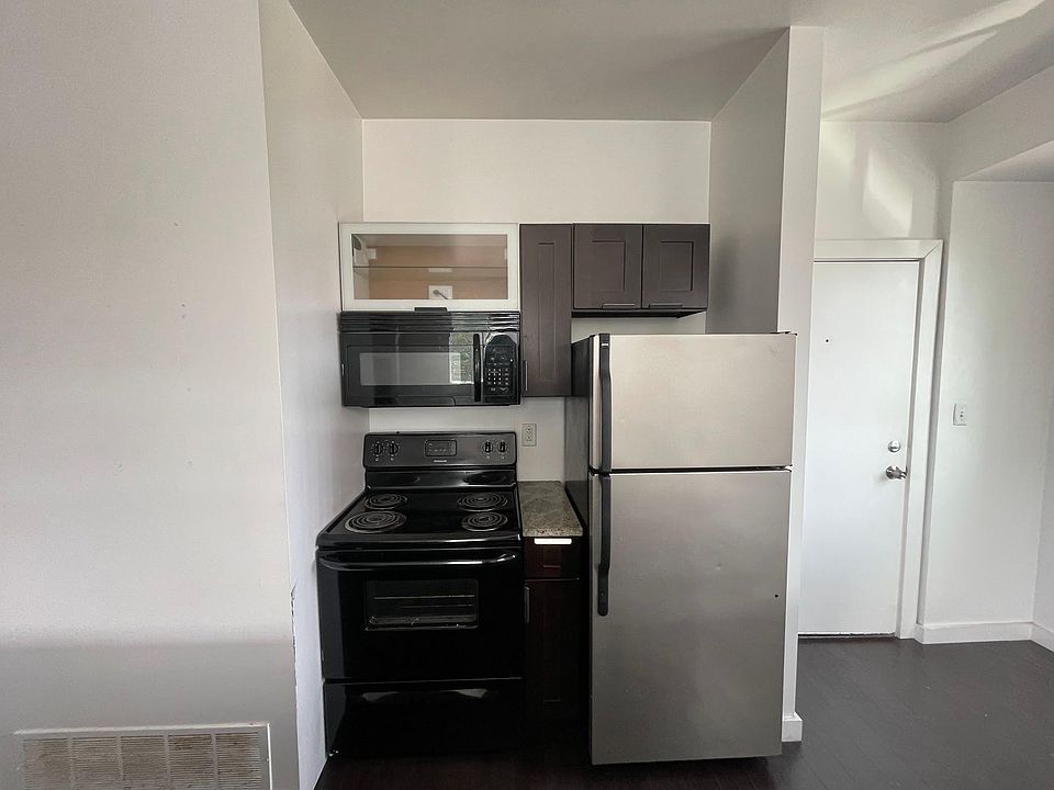 1st image of 1322 N 17th St #5