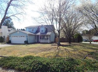 1586 Forest Glen Dr, Rock Hill, SC 29732