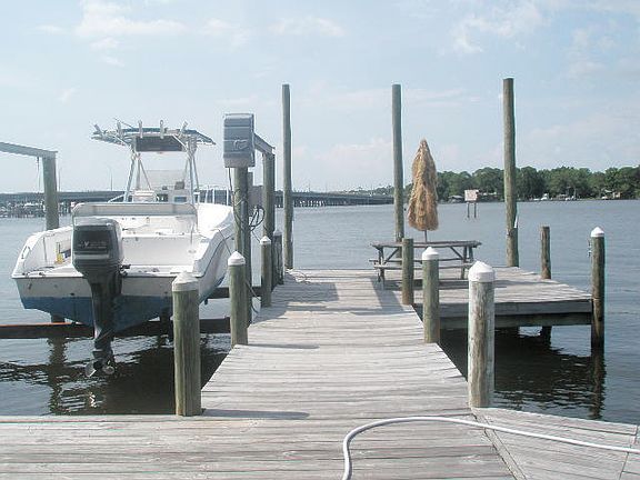 4th image of 55 Yacht Club Dr NE