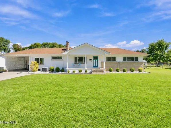 908 Greenfield Heights Boulevard, Havelock, NC 28532