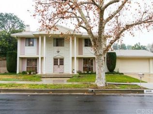 24101 Mariano St, Woodland Hills, CA 91367