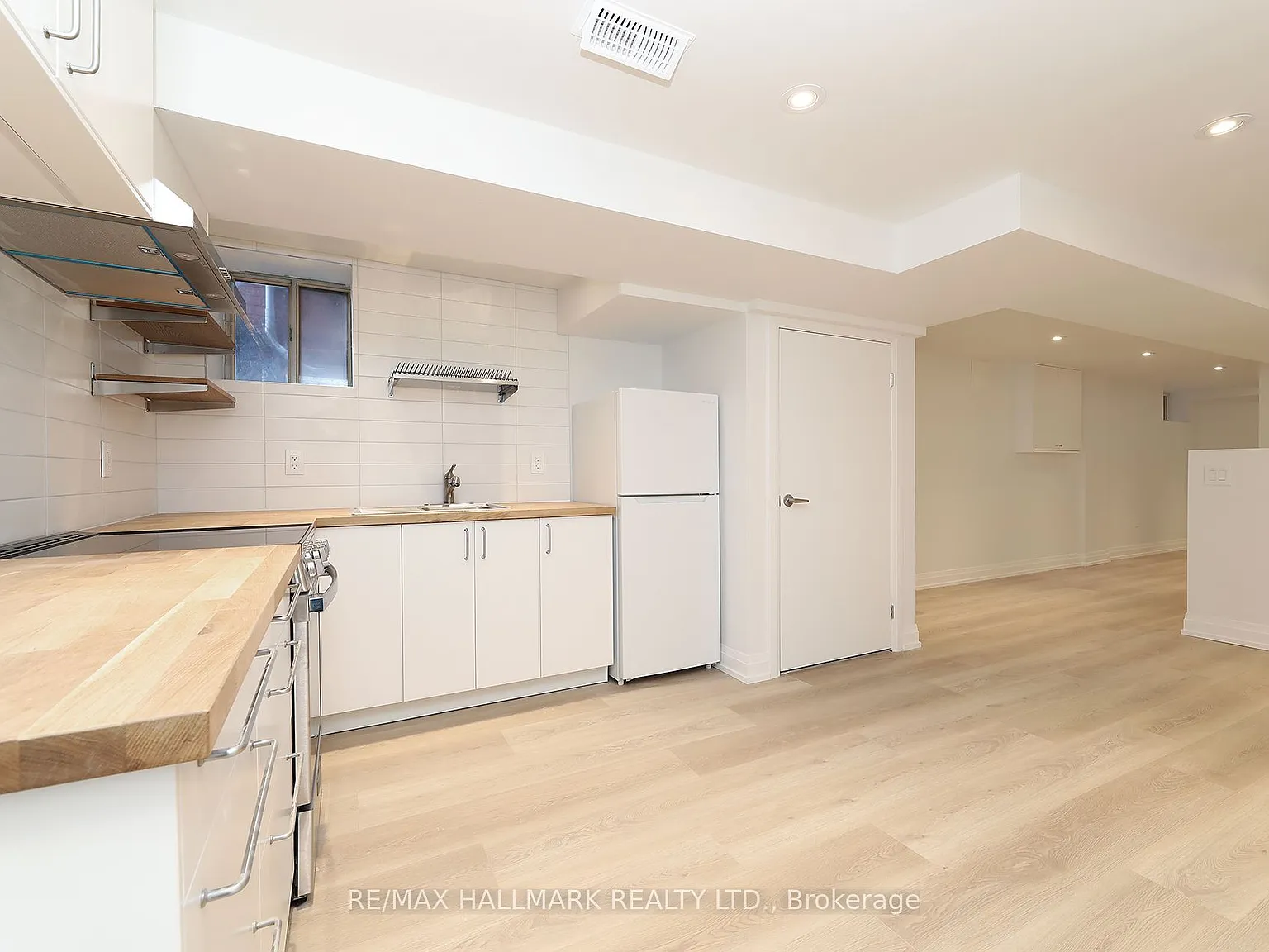 1 bed, $2,200 — Photo 3