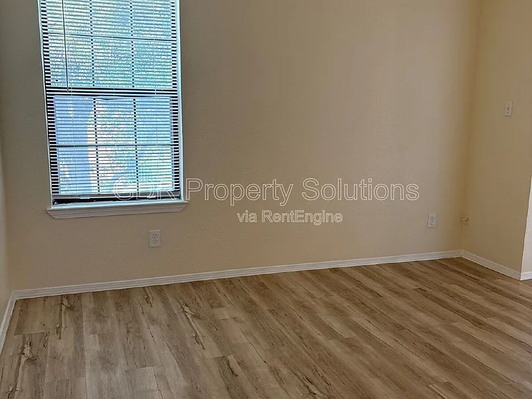 1116 Coal Ave SW #10 — Photo 7
