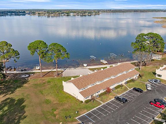 2nd image of 11001 SE Sunset Harbor Rd #B14