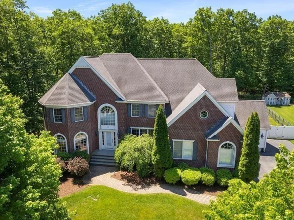 12 Ronald C Meyer Dr, North Attleboro, MA 02760