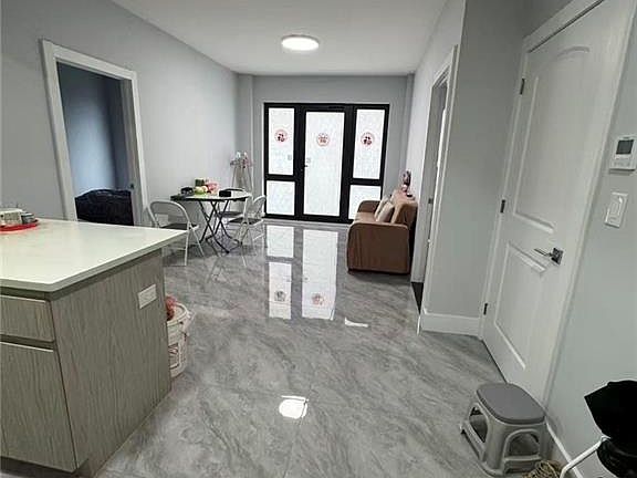 2nd image of 811 45th St #5D
