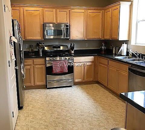 4th image of 10212 Jeffcott St
