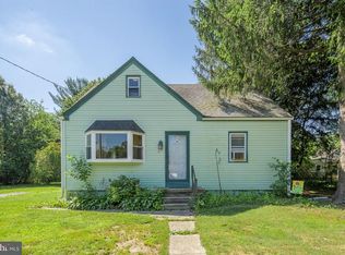 304 Pennsylvania Rd, Glassboro, NJ 08028