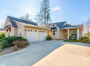 163 Mulberry Ln, Fairhope, AL 36532