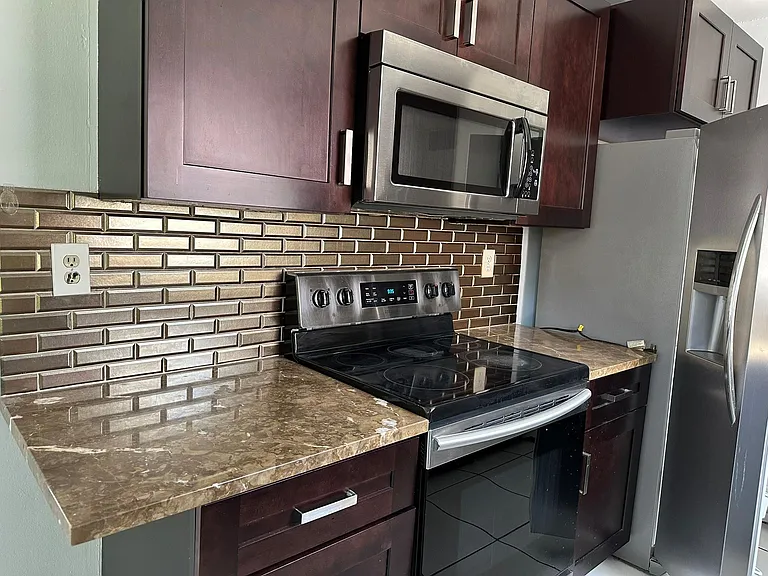 1705 Adams St #1705 — Photo 4