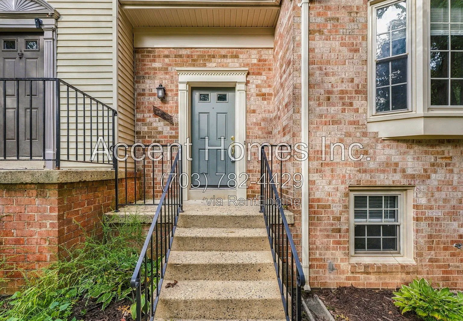 4 bed, 3.5 bath, 2528 sqft, $3,200 — Photo 2