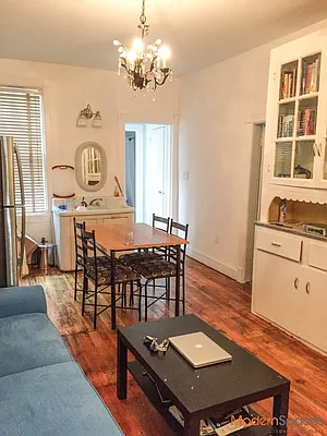 Rented by Modern Spaces | media 8