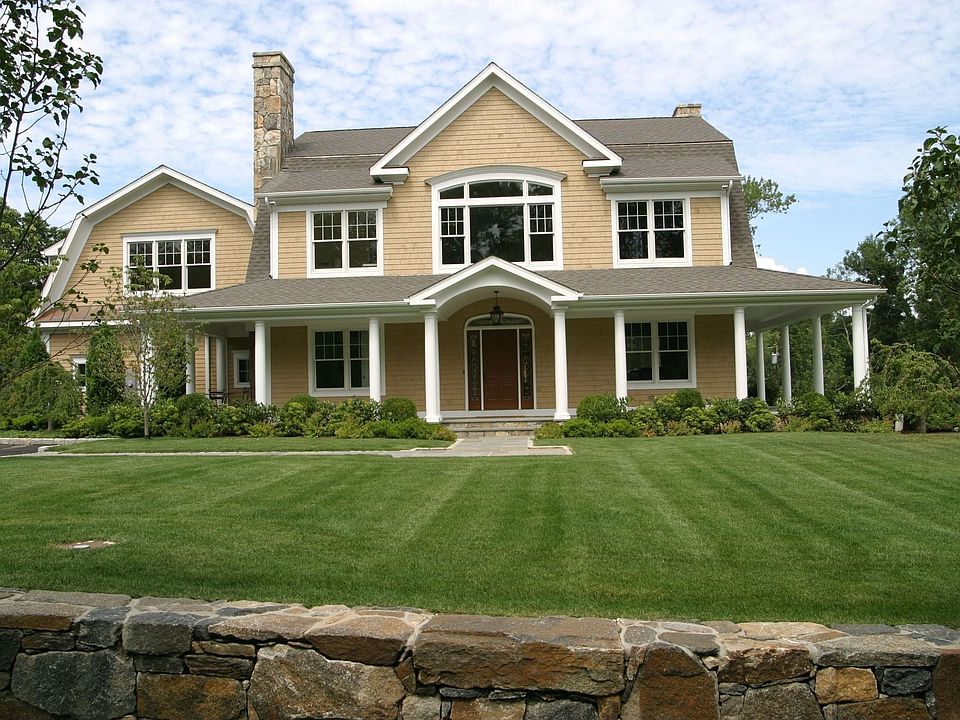 Beautiful new colonial