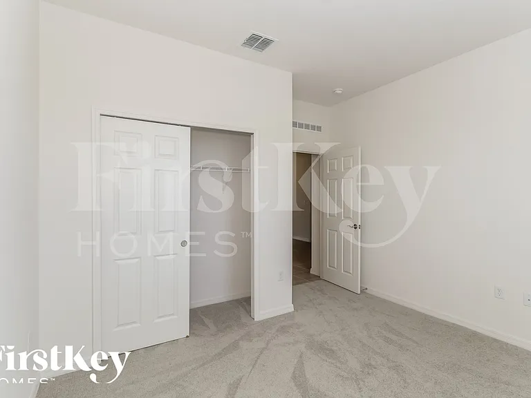 125 Windsor Reserve Dr — Photo 12