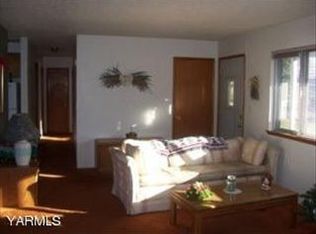 6809 Clinton Way, Yakima, WA 98908