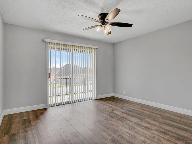 6860 Prutzman Rd #16 — Photo 5