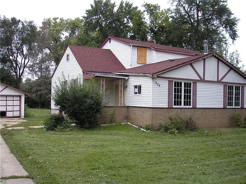 1st image of 204 Ferndale Dr