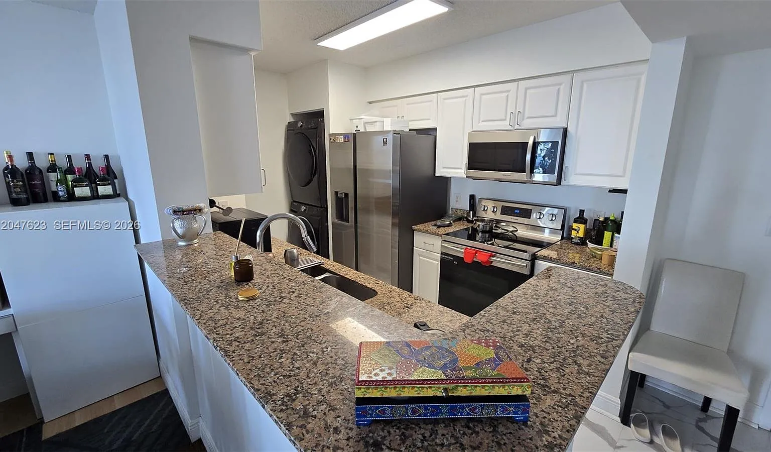 1155 Brickell Bay Dr — Photo 4