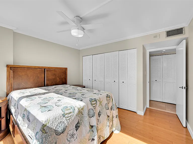525 N Ocean Blvd #919 — Photo 15