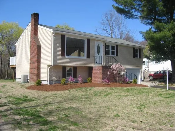 44 Gill St, Avon, MA 02322