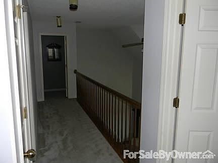 4th image of 10112 Brandywine Dr SE