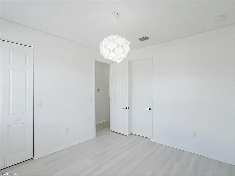 5360 Brin Way — Photo 11
