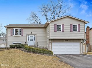324 Thistle Dr, Bolingbrook, IL 60490