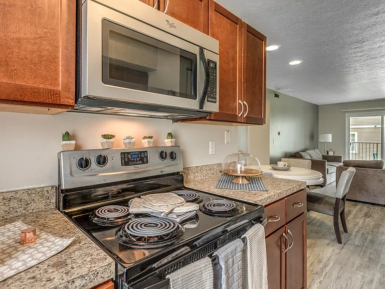 Liberty Place Apartments — Photo 15