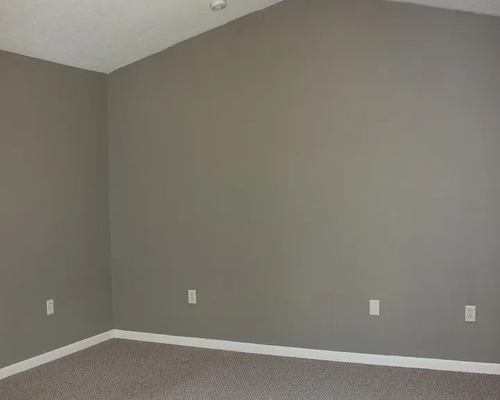 2948 Crystal Spring Ln — Photo 13
