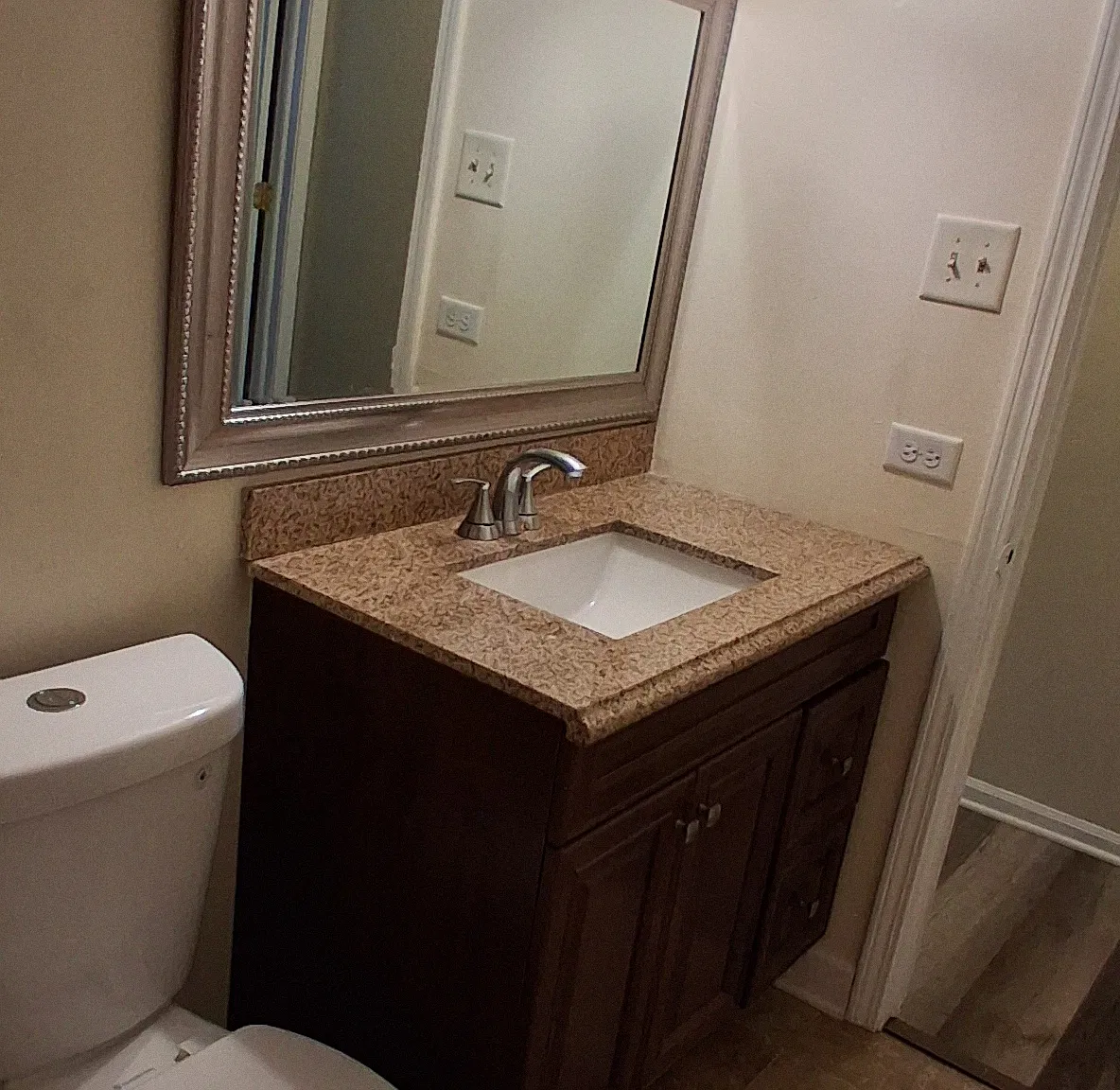 2 bed, 975 sqft, $1,695 — Photo 4