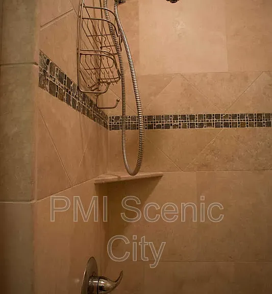 513 Lytle St — Photo 50