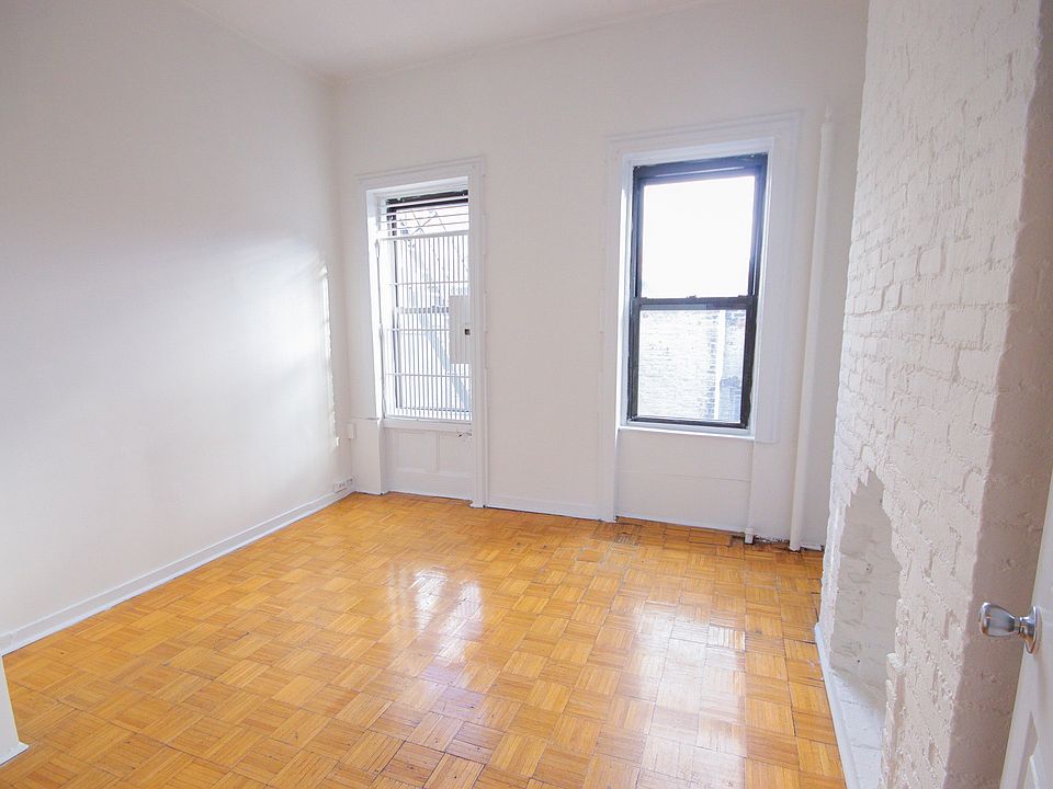 1st image of 124 Mac Dougal St #20
