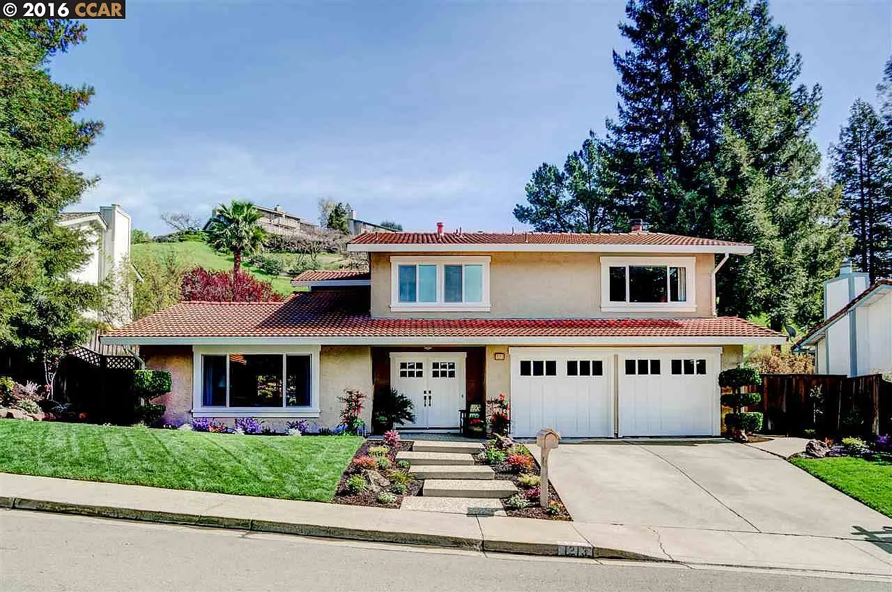 1213 Robyn Dr photo 1