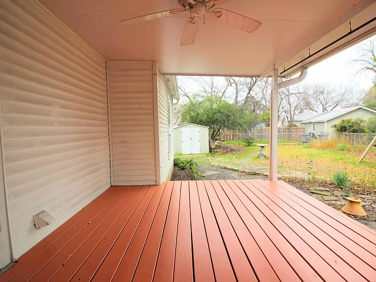 10415 Losa Dr — Photo 30