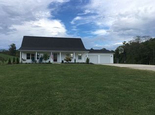 7175 Old Town Rd, Mount Perry, OH 43760