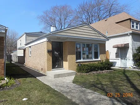 48 Englewood Ave photo 1