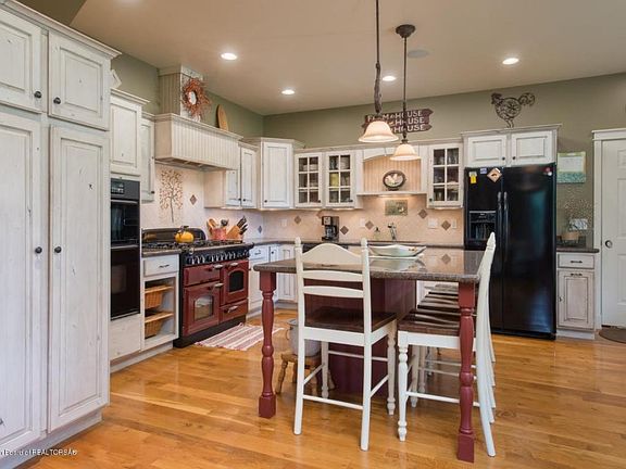 5th image of 1725 E Kdc Ln