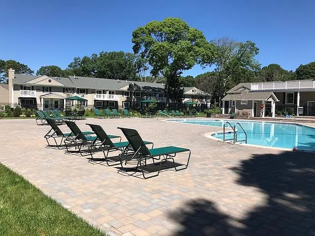 Fairfield Village At Coram — Photo 16