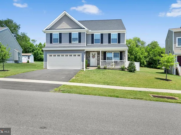 216 Darlington Ct, New Providence, PA 17560