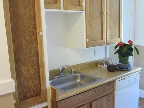 5th image of 1660 Fell St APT 4