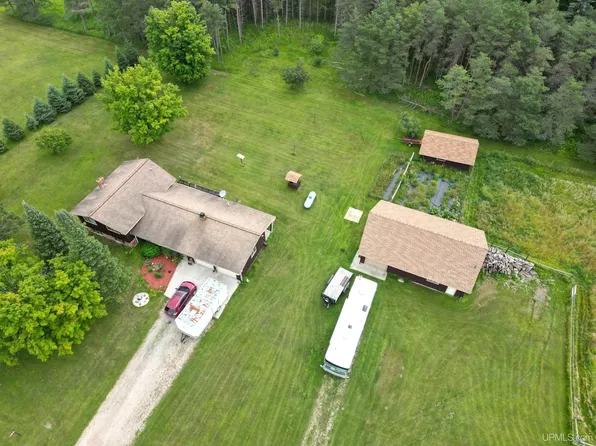 9660 County Road 416 H Rd #H, Cornell, MI 49818