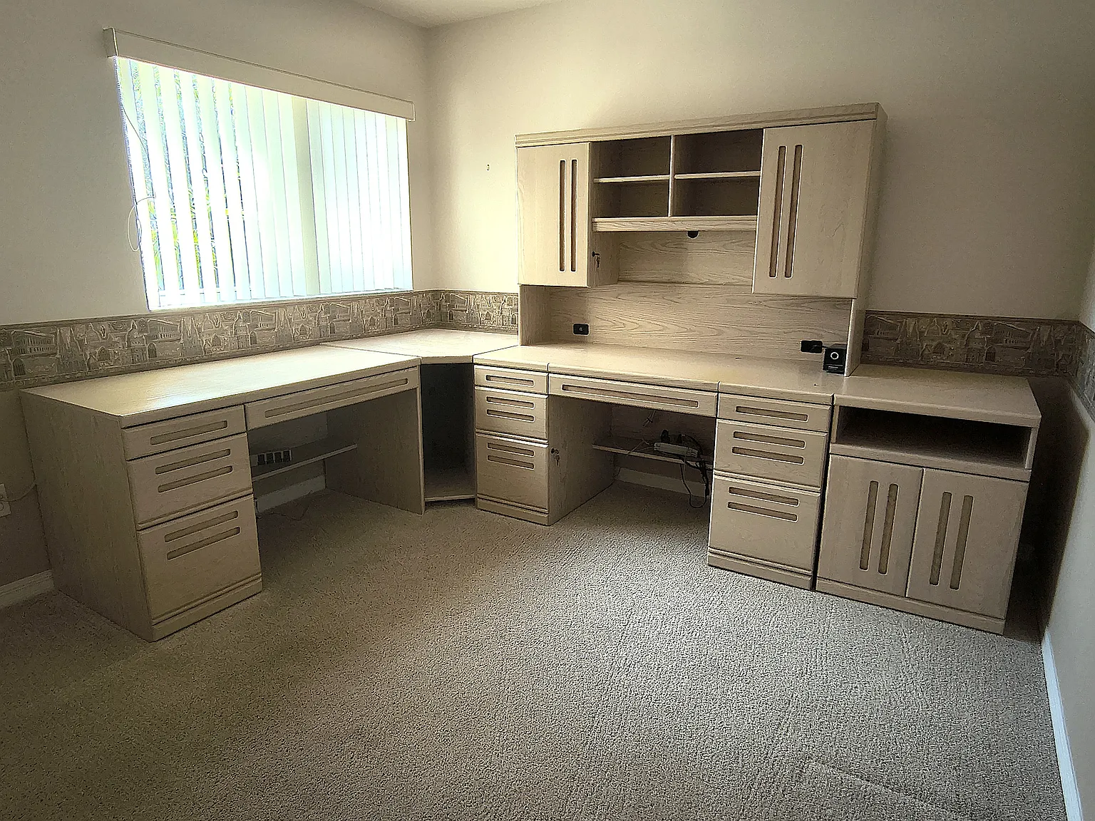 4 bed, 2156 sqft, $3,250 — Photo 4