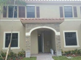 9307 W 33rd Way, Hialeah, FL 33018