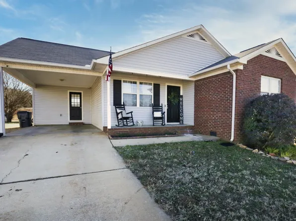 120 Agan Ct, Weaver, AL 36277