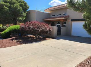 313 Dennis Dr NE, Los Lunas, NM 87031