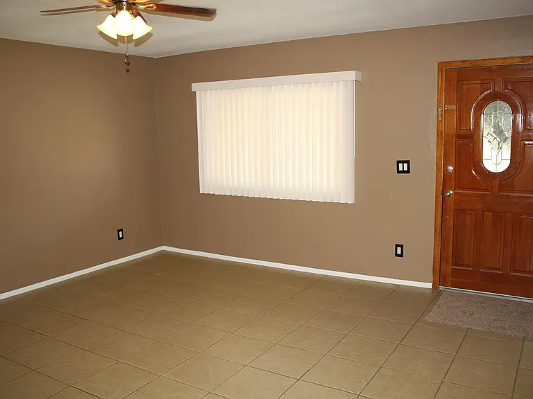 1859 E Florian Ave — Photo 8
