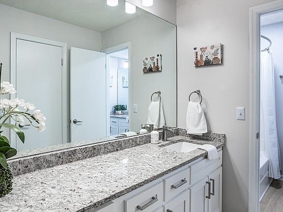 5th image of 2700 Double Churches Rd APT 706
